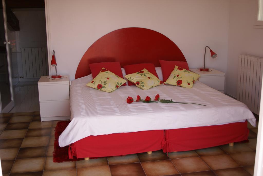 Air Du Temps Bed & Breakfast Ceyreste Bilik gambar